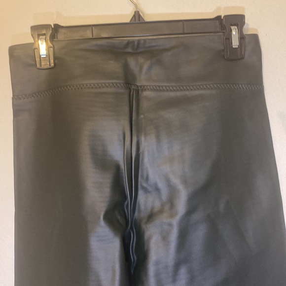 NWT Romeo & Juliet Couture Faux Leather Leggings - Picture 4 of 9